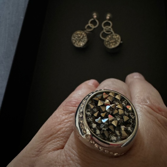 SWAROVSKI CUFF  RING  EARRINGS - Picture 7 of 8